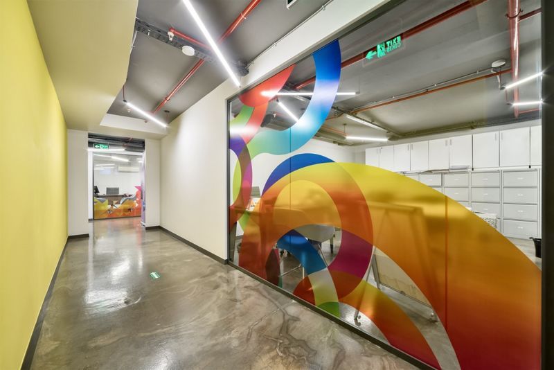 Vividly Graphic Office Spaces