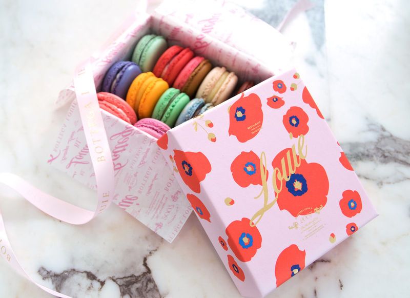 Botanical Macaroon Packaging