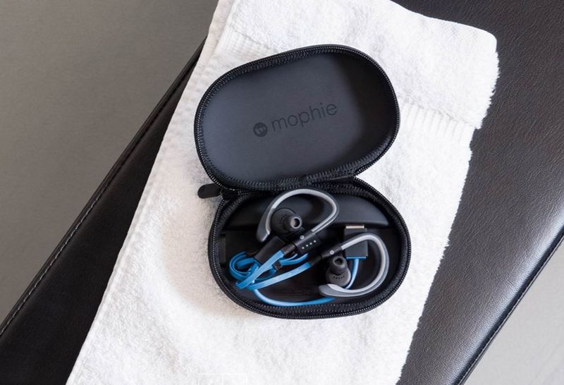 Headphone-Charging Cases