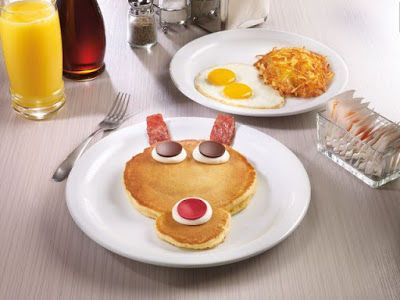 Reindeer-Shaped Pancakes