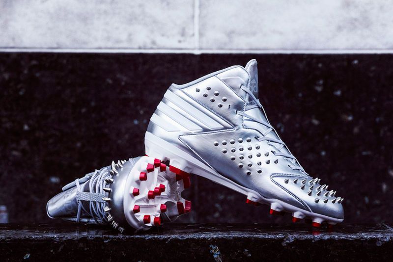 Spiked football cleats on sale