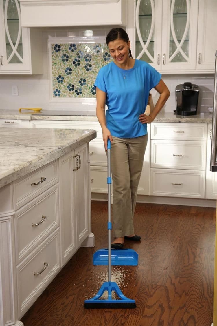 One-Handed Sweeping Brooms
