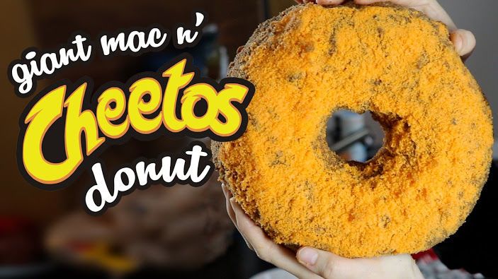 Cheesy Macaroni Snack Donuts