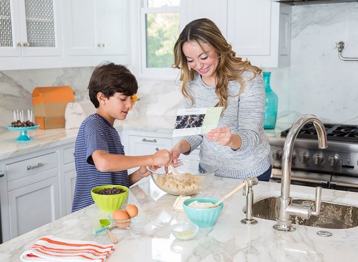 Family-Friendly Baking Kits