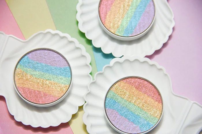 All-Natural Iridescent Highlighters