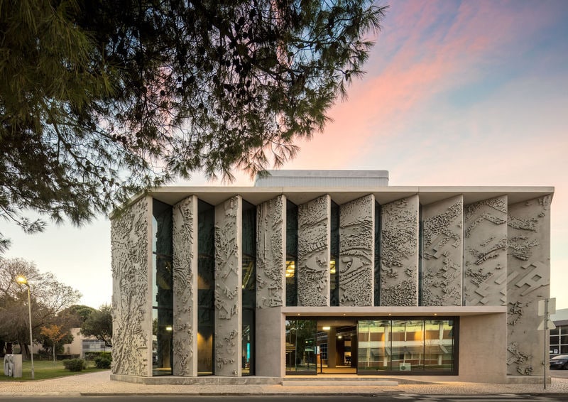 Louvered Bas-Relief Facades