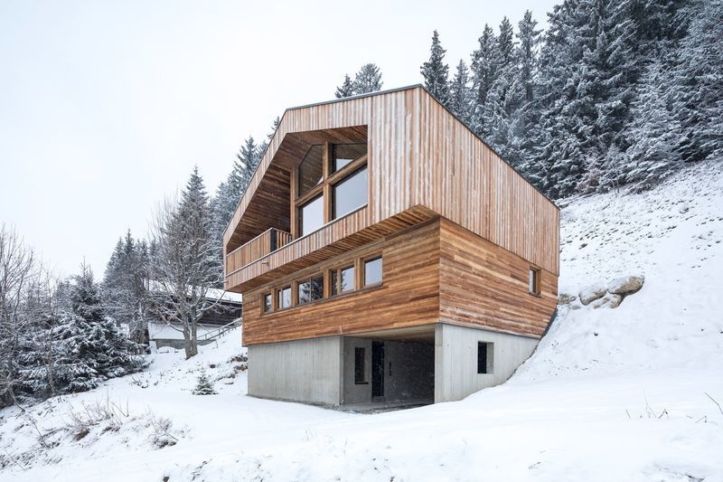 Minimalist Modern Chalets