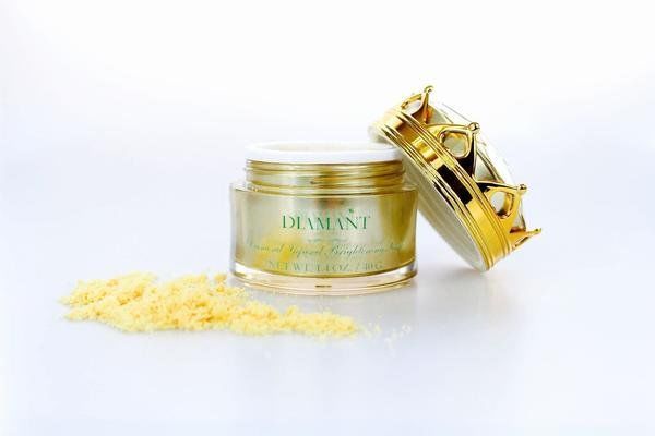 Diamond-Infused Brightening Scrubs