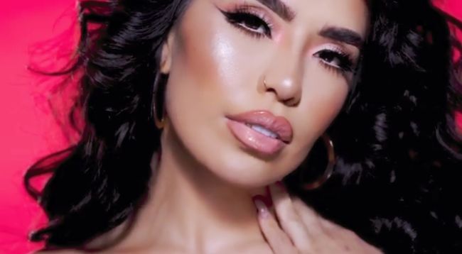 Mexican Beauty Influencer Collaborations