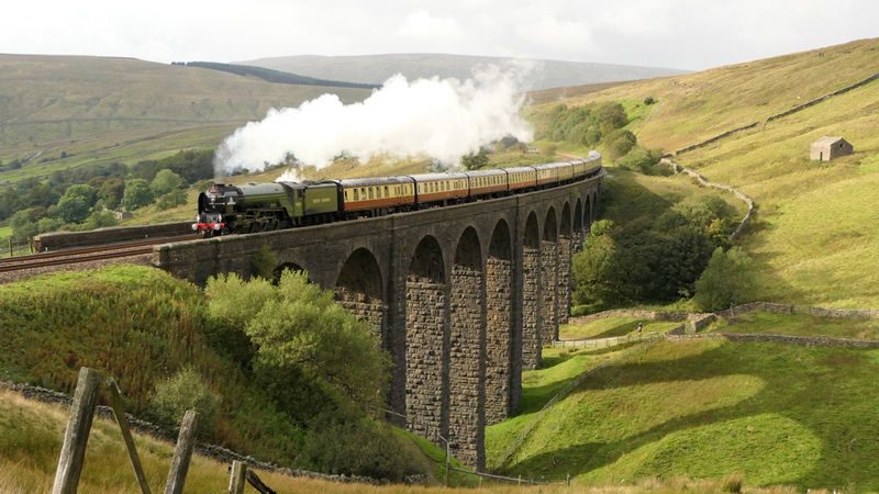 Luxury Steam Engine Tours