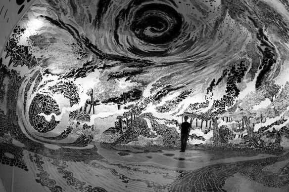 360-Degree Drawing Installations