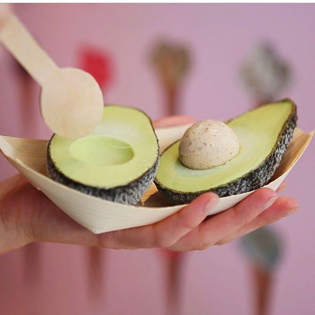 Avocado-Shaped Gelato Desserts