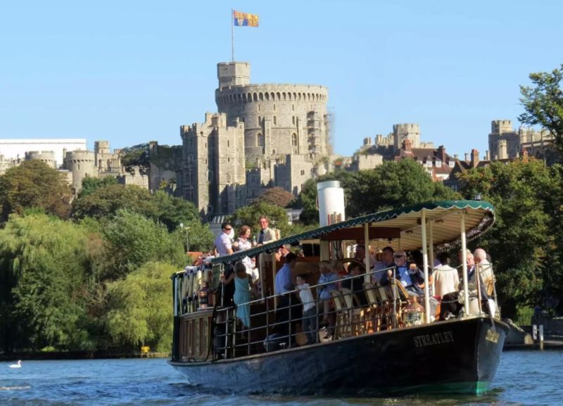 Festive Royal Wedding Cruises