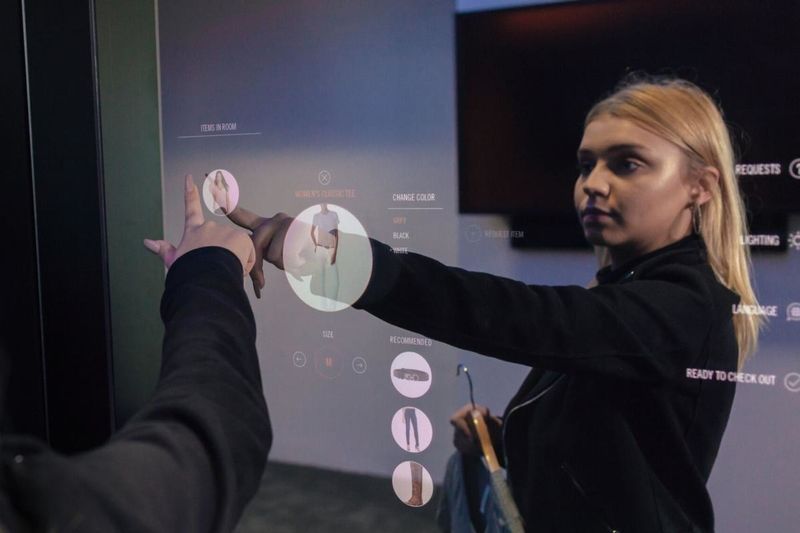 Smart Shopping Mirrors