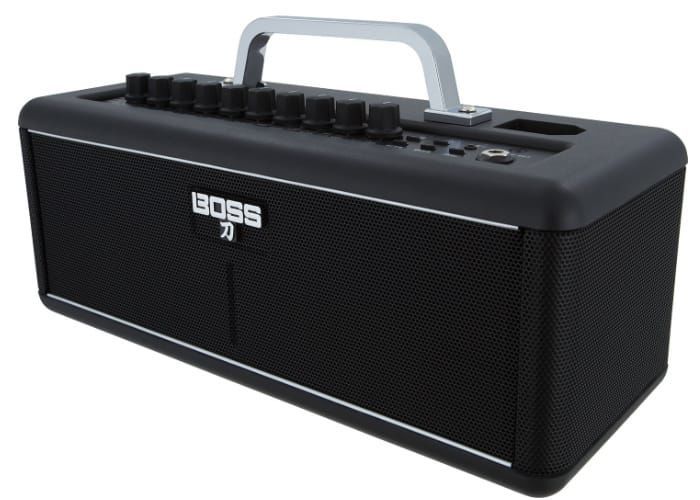 Compact Wireless Guitar Amps