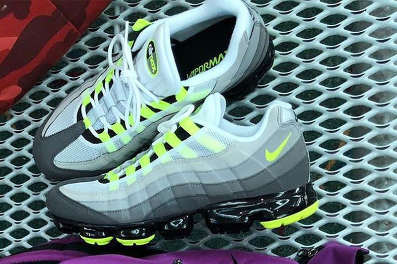 Nike neon vapormax online