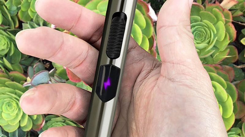 Bolt-Free Plasma Lighters