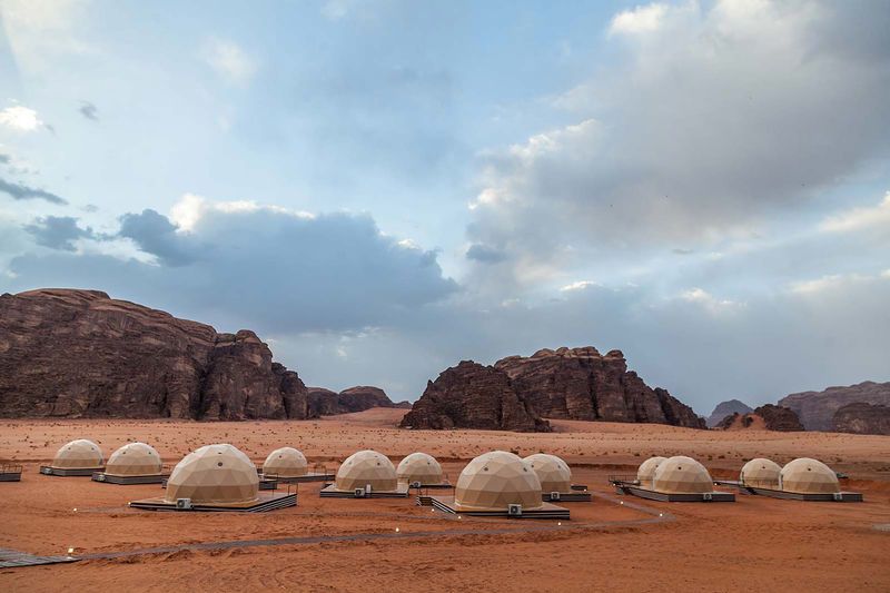 Mars-Inspired Camping Resorts