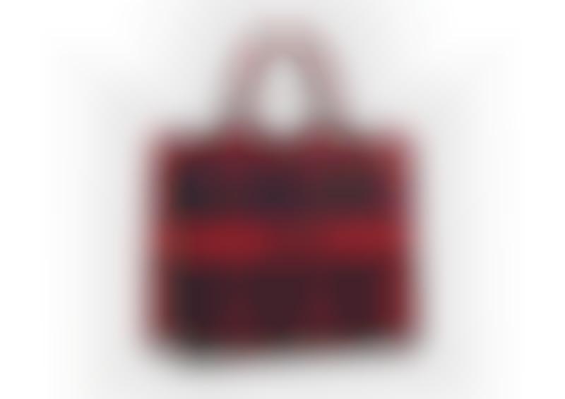Anniversary-Honoring Luxe Accessories