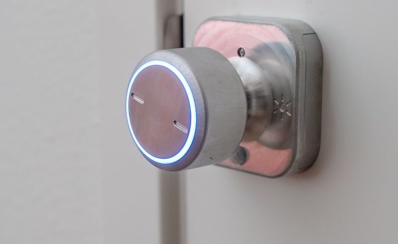 Light-Emitting Doorknobs