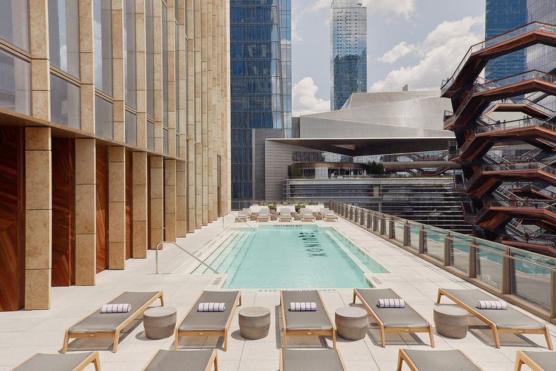 Luxe Gym Hotel Openings : Equinox Hotel