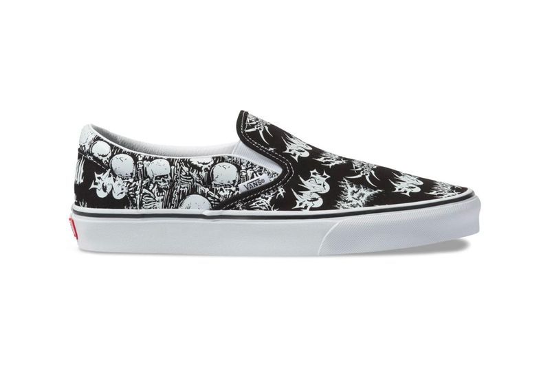 Skull-Graphic Canvas Footwear