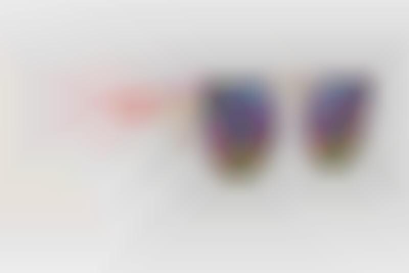 Logo-Embellished AR Glasses