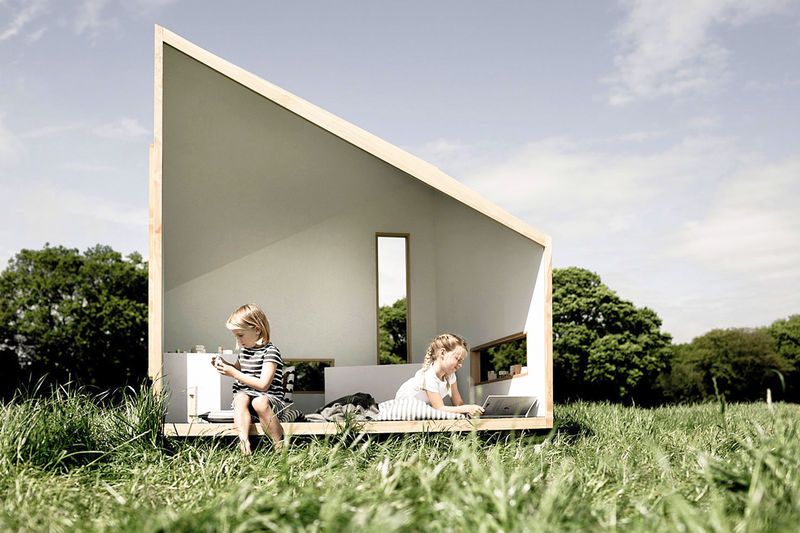 Sustainable Flat-Packed Playhouses