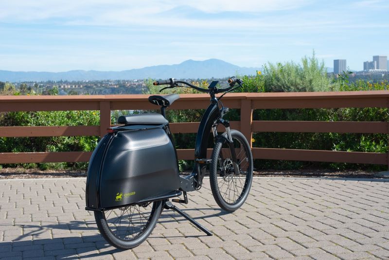 Cargo-Friendly Urban e-Bikes