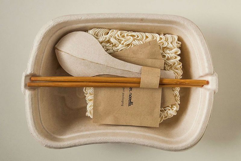Plastic-Free Noodle Packaging