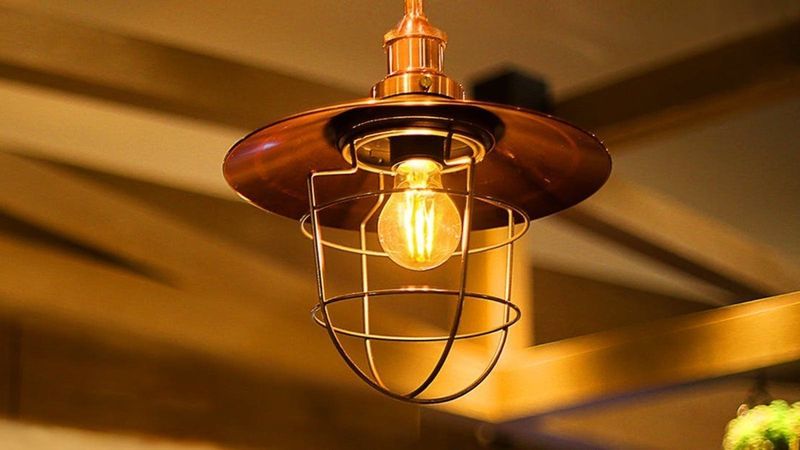 Old-Fashioned Connected Bulbs