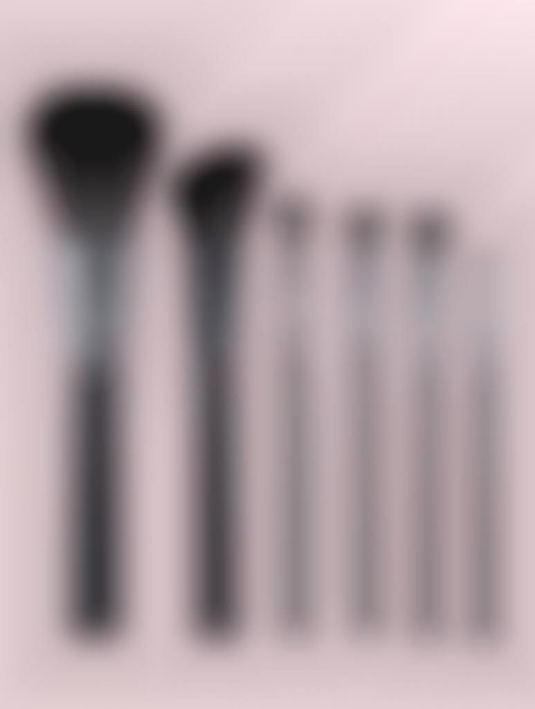 Charcoal-Infused Beauty Brushes