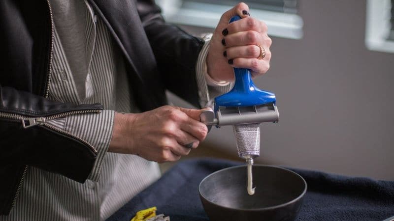 Money-Saving Tube-Squeezing Devices