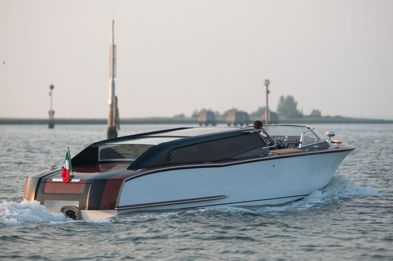 Efficient Venetian Water Taxis