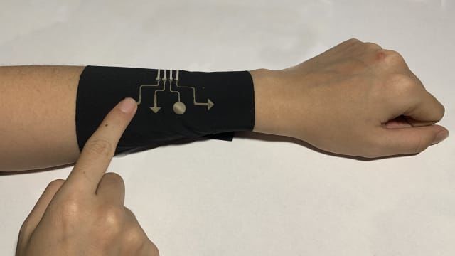 Wearable Sleve Game Controllers