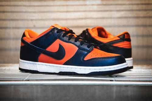 Low-Cut Sporty Sneakers