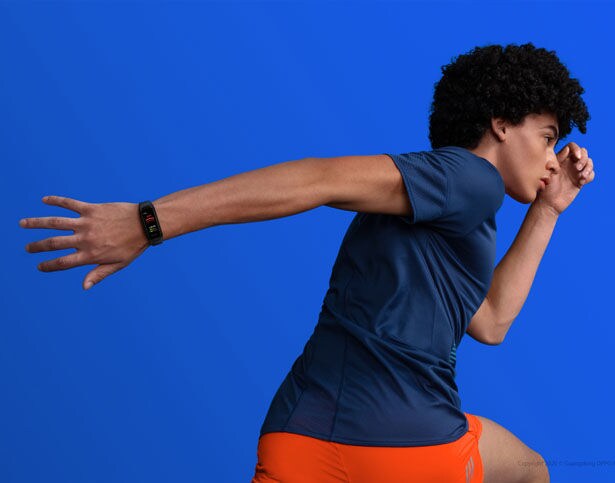 Stylish Health-Tracking Wearables