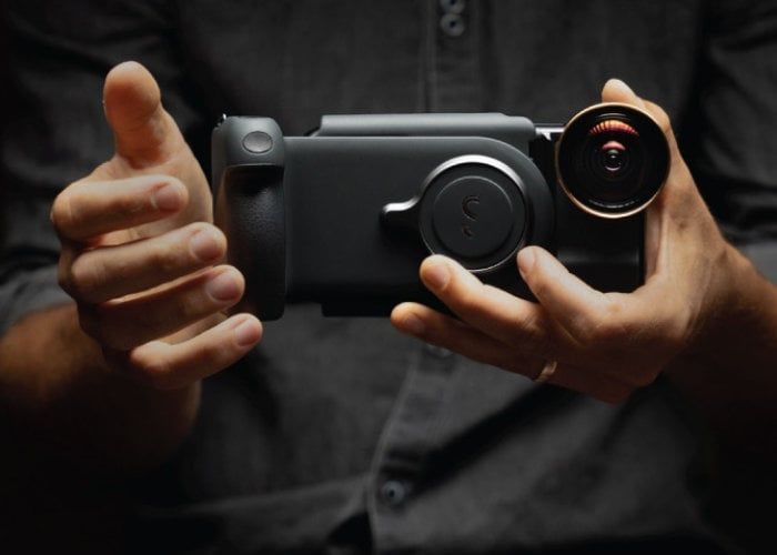 Powered Smartphone Camera Grips