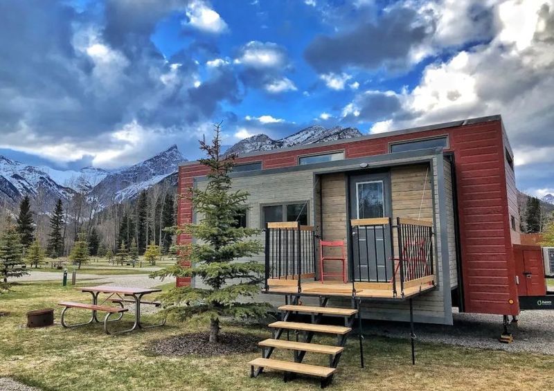 Glamping Tiny House Rentals