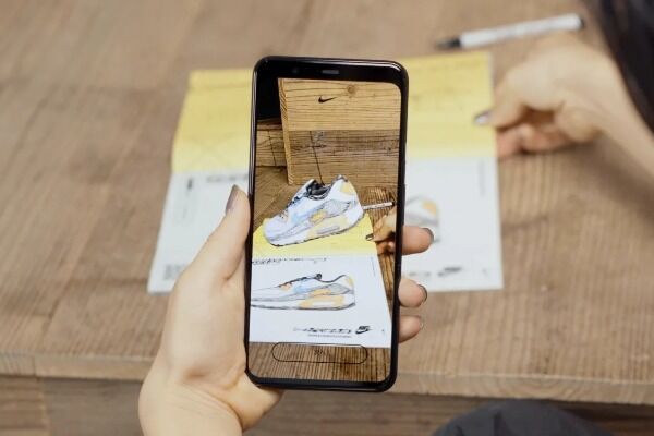 AR Sneaker-Coloring Zines