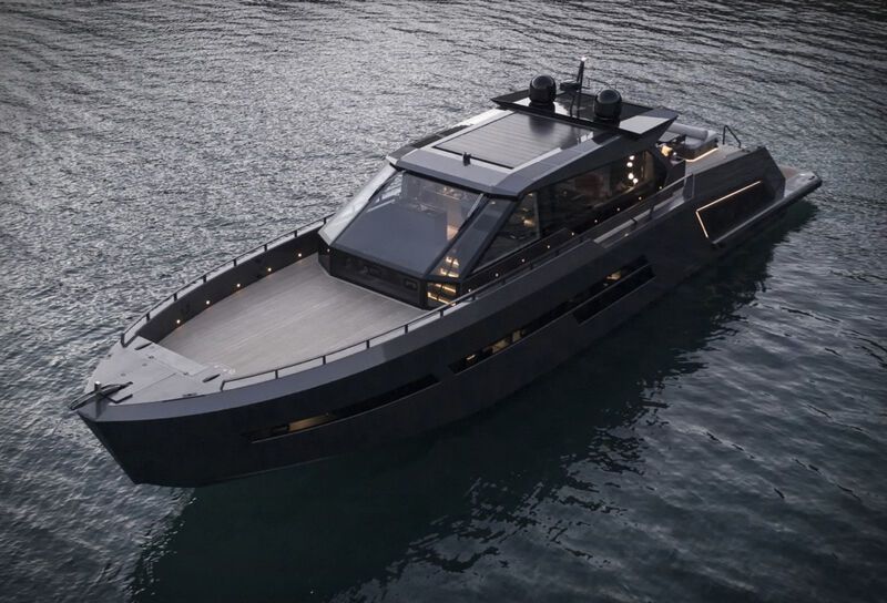 Stealth Carbon Composite Yachts