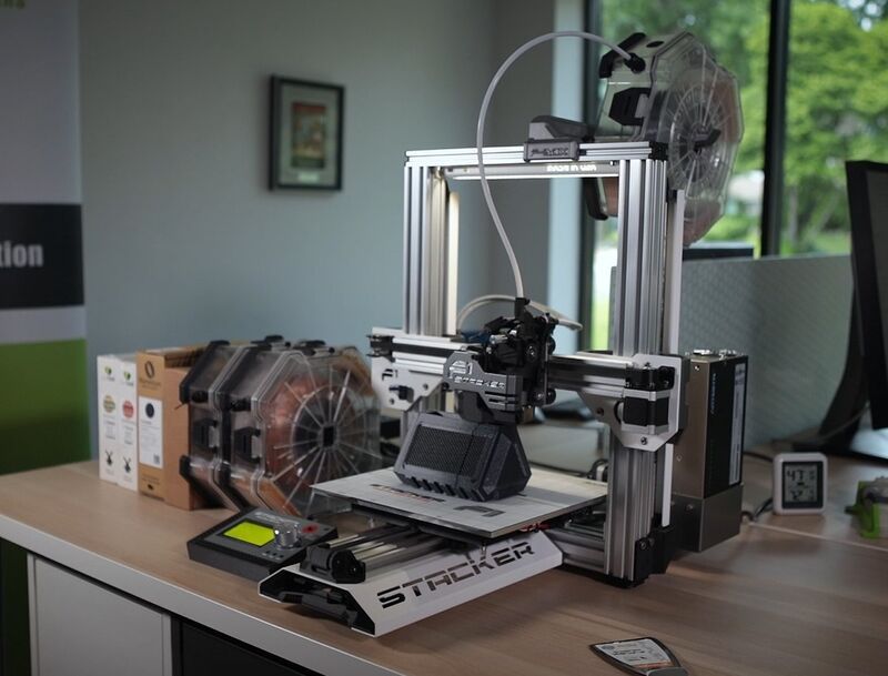 Robust Prosumer 3D Printers