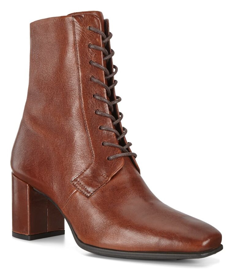 Fall-Ready Leather Boot Lines