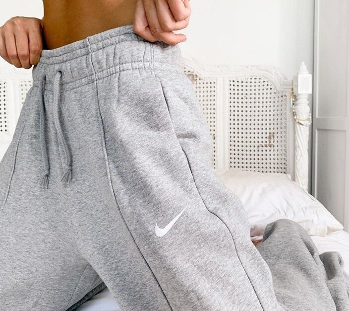 Stylish High-Waisted Sweat Pants