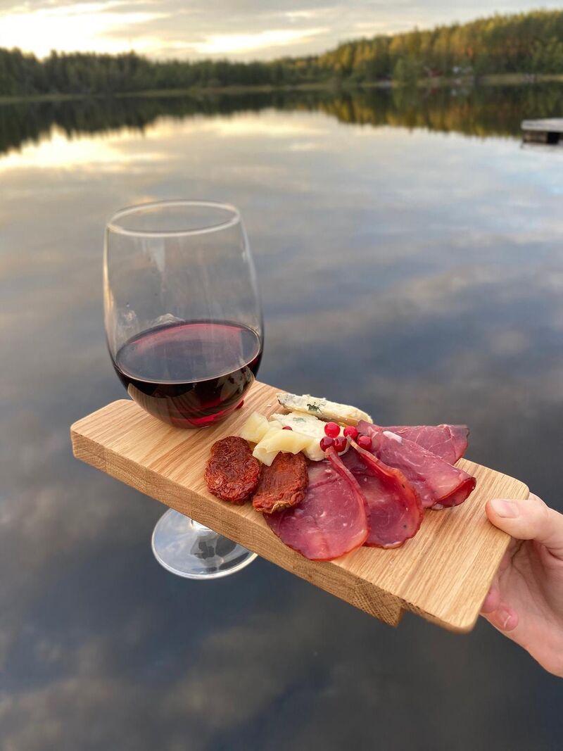 Wine-Holding Snack Trays