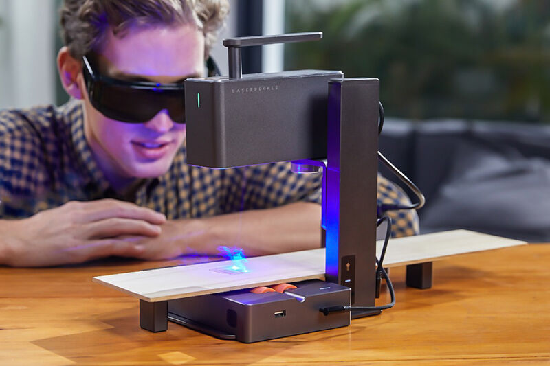 Speedy DIYer Laser Engravers