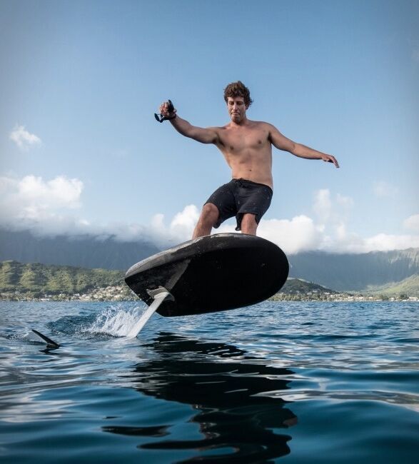 Responsive Aquatic Hydrofoil Surfboards