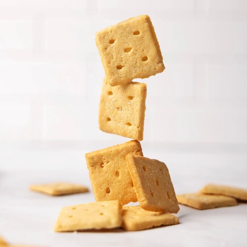 Low-Carb Almond Crackers