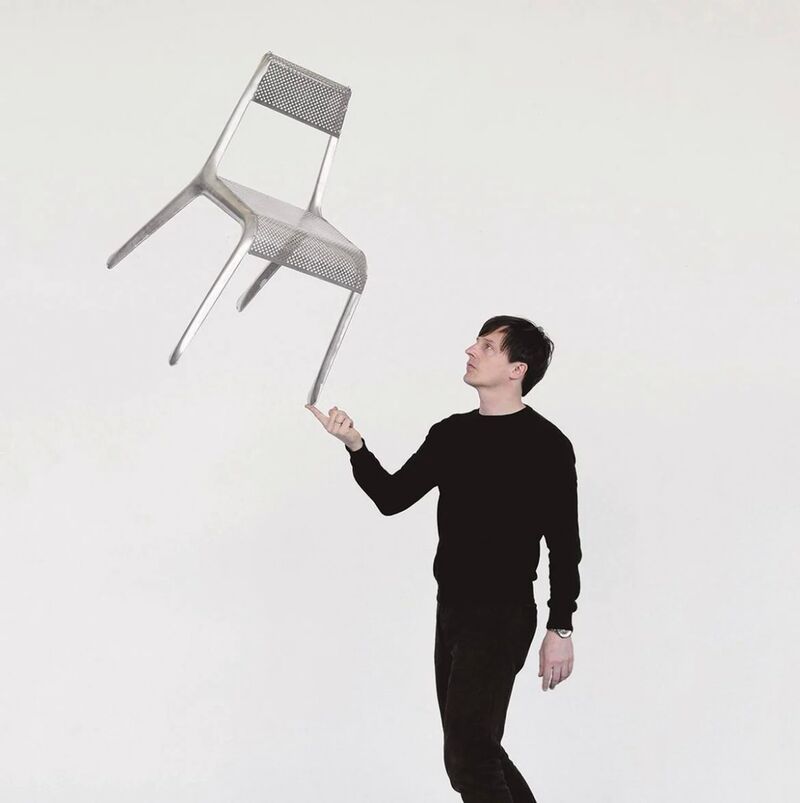 Lightweight Minimalist Chairs