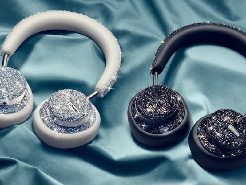 Dazzling Crystal-Covered Headphones